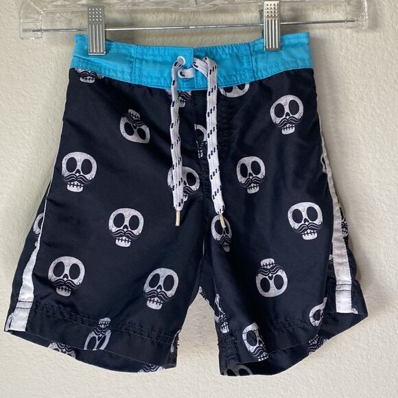 The Children’s Place Skull Swimming Trunks Size 4 - Picture 1 of 4